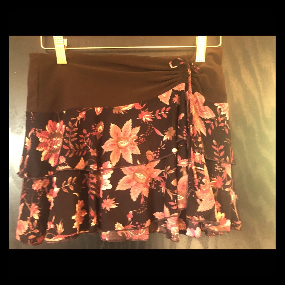 Floral mini skirt